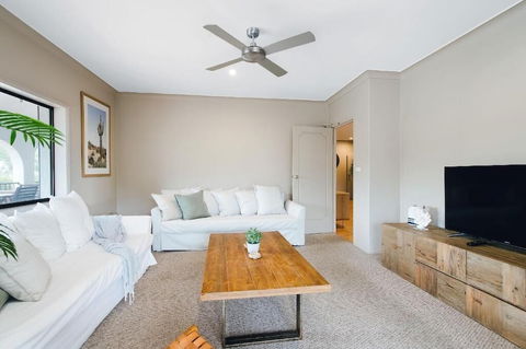 The Med Motel - Accommodation Port Hedland 3