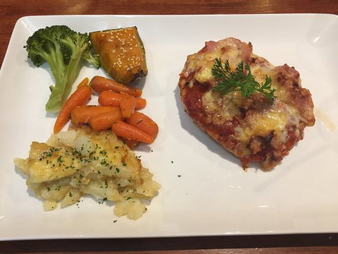 Central Steakhouse - Accommodation Port Hedland 0