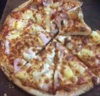 Crust Gourmet Pizza Bar Woolongong - Accommodation Port Hedland