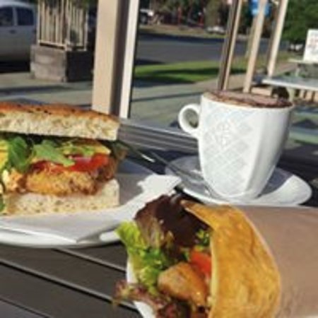 Deniliquin Bakery - Accommodation Port Hedland 0