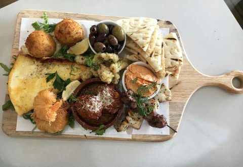 Montano's Patisserie Cafe - Accommodation Port Hedland 0