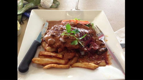 Commercial Golf Resort - Accommodation Port Hedland 0