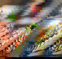 Oscar's Table - Accommodation Port Hedland