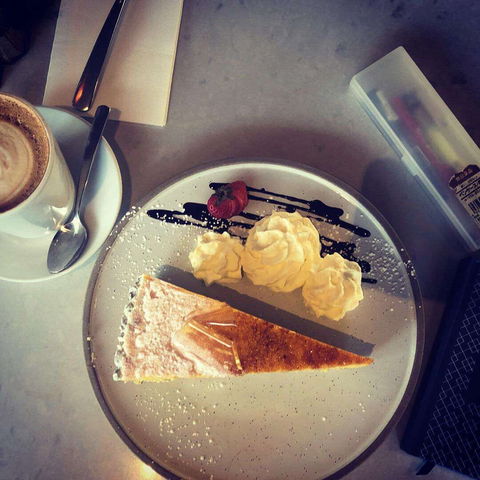 Creme Cafe - Essendon - Accommodation Port Hedland 0