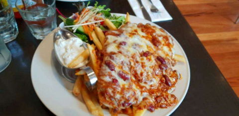 Lazy Moe's - Maribyrnong - Accommodation Port Hedland 0