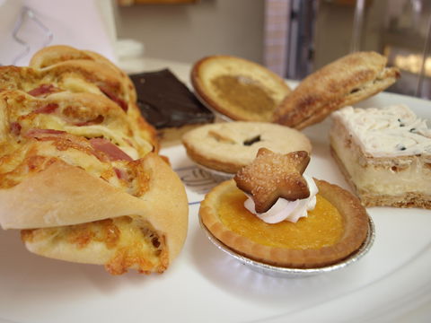 AJ's Hotbake - Accommodation Port Hedland 0