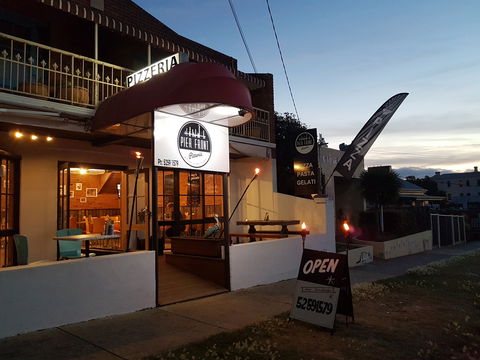 Pier Front Pizzeria - Accommodation Port Hedland 0