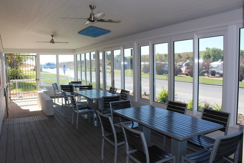 Bill's Bar - Ningaloo Coral Bay - Accommodation Port Hedland 1