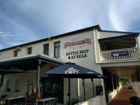 Albies Bar & Bistro - Accommodation Port Hedland 0