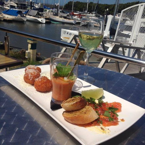 Queensland Cruising Yacht Club - Accommodation Port Hedland 0