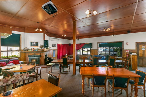 Archies Couch - Accommodation Port Hedland 1