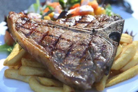 J's Kitchen Steak House - Berala Hotel - Berala - Accommodation Port Hedland 0