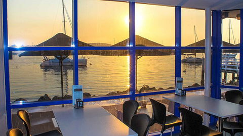 GJ's Bay Cafe And Grill - Accommodation Port Hedland 2