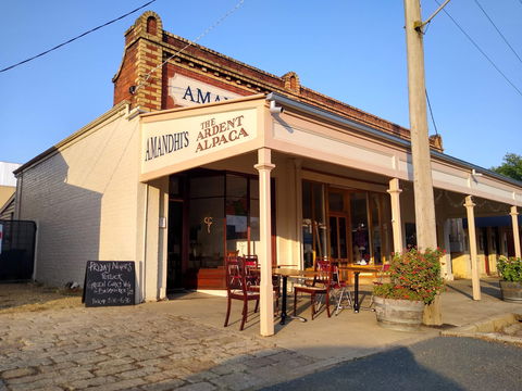 Amandhi's - Accommodation Port Hedland 0