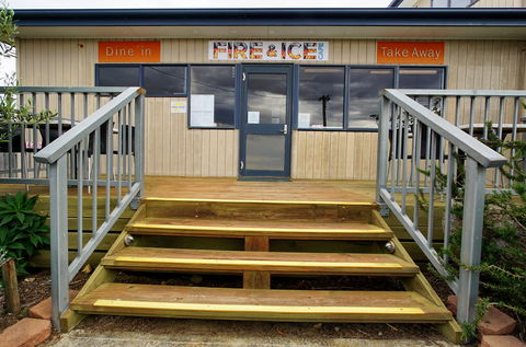 Fire & Ice Cafe - Accommodation Port Hedland 2