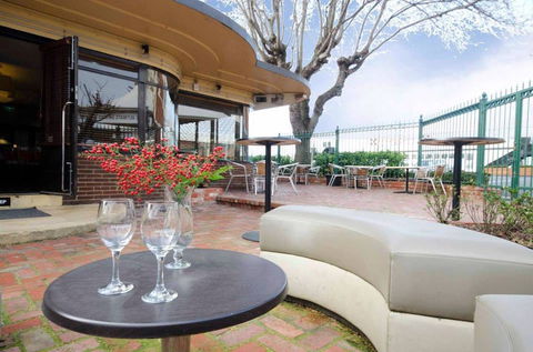 Cafe Moby - Accommodation Port Hedland 0