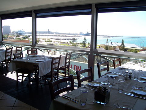 HarbourView Restaurant And Bar - Accommodation Port Hedland 0