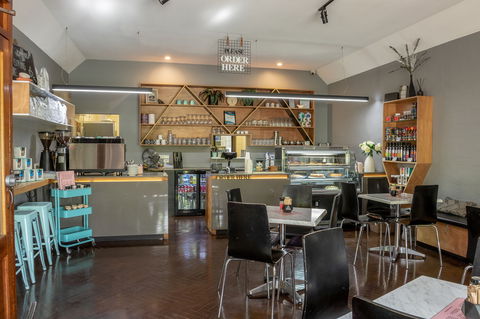 Breakout Brasserie Cafe - Accommodation Port Hedland 1