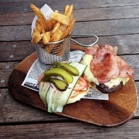 Chapter & Verse Bar And Lounge - Accommodation Port Hedland 0