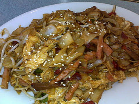 Food World Gourmet Cafe - Accommodation Port Hedland 0