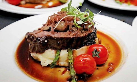 L' Aqua Restaurant - Accommodation Port Hedland 3