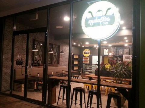 Munkeeskins Cafe - Accommodation Port Hedland 0