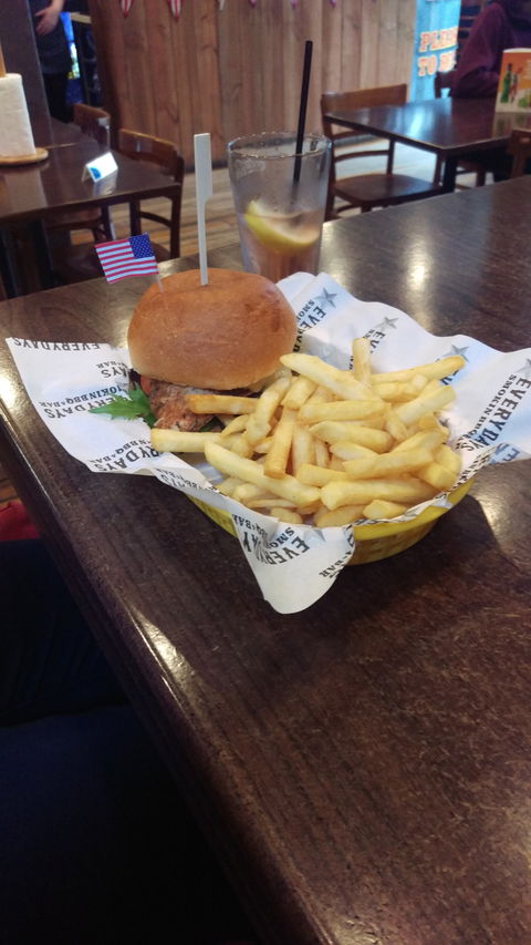 Everydays Smokin BBQ & Bar - Accommodation Port Hedland 8