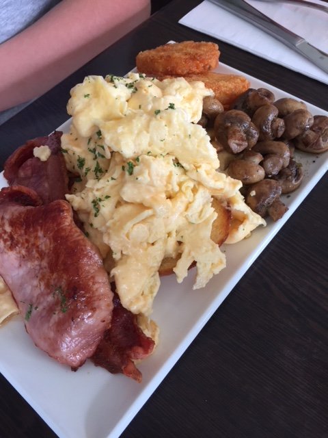 Jack Loves Red - Accommodation Port Hedland 2