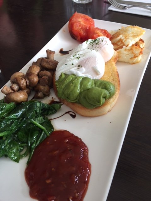 Jack Loves Red - Accommodation Port Hedland 3