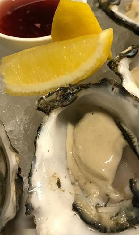 RST Seafood Restaurant - Accommodation Port Hedland 9