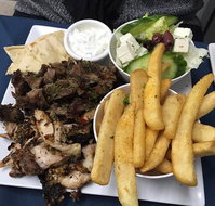 Nik's BBQ On the Lake - Accommodation Port Hedland