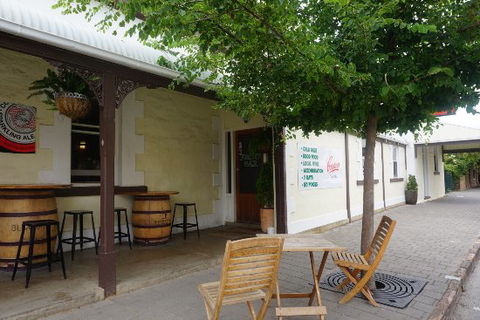 Robin Hood Hotel - Accommodation Port Hedland 0