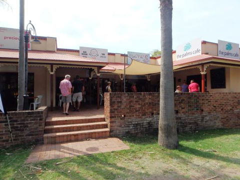 The Palms Cafe - Accommodation Port Hedland 0