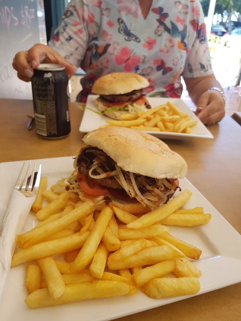 Jetty Seafood And Hamburgers - Accommodation Port Hedland 2