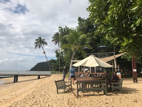 Sunset Bar Dunk Island - Accommodation Port Hedland 0