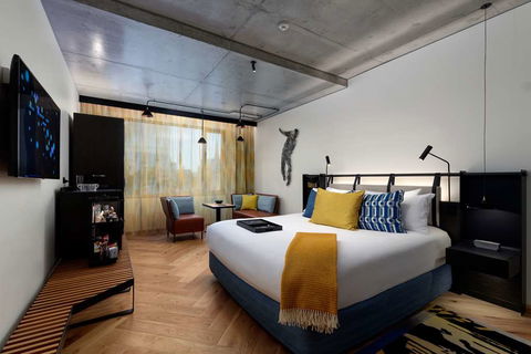 QT Melbourne - Accommodation Port Hedland 4