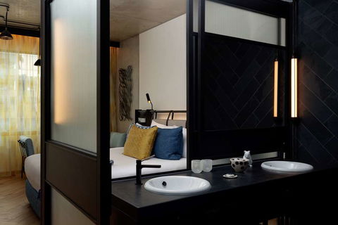 QT Melbourne - Accommodation Port Hedland 5