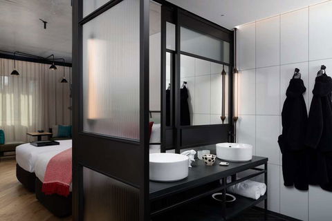 QT Melbourne - Accommodation Port Hedland 6