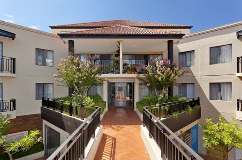 Astra Apartments The Griffin - Accommodation Port Hedland 2