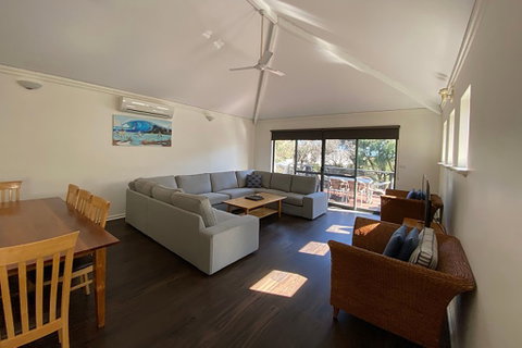 Margarets Beach Resort - Accommodation Port Hedland 4