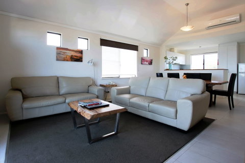 Margarets Beach Resort - Accommodation Port Hedland 10