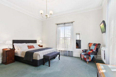 The Riversleigh - Accommodation Port Hedland 11