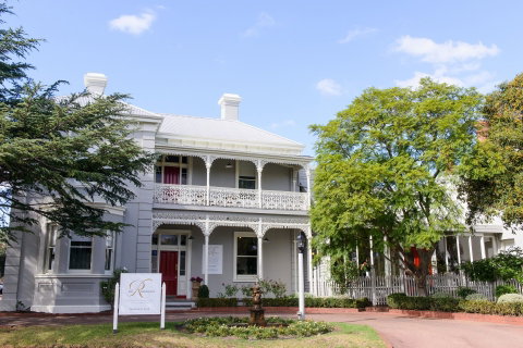 The Riversleigh - Accommodation Port Hedland 13