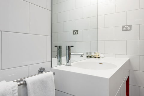 The Plaza Hotel Kalgoorlie - Accommodation Port Hedland 8