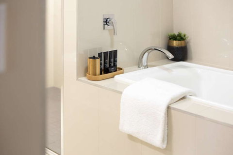 H on Smith Hotel - Accommodation Port Hedland 3