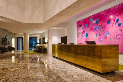 Eatons Hill Hotel - Accommodation Port Hedland 1