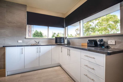 Nightcap at Manhattan Hotel - Accommodation Port Hedland 3