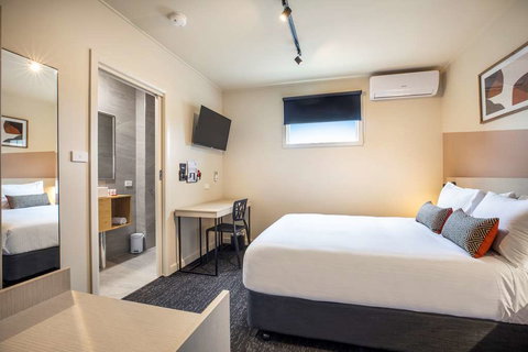 Nightcap at Manhattan Hotel - Accommodation Port Hedland 11