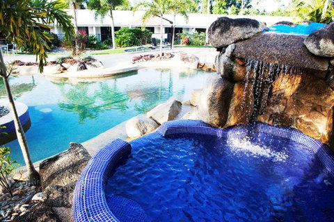 Mission Beach Resort - Accommodation Port Hedland 4