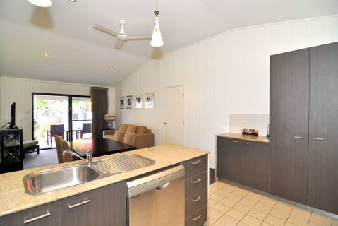 Mission Beach Resort - Accommodation Port Hedland 6